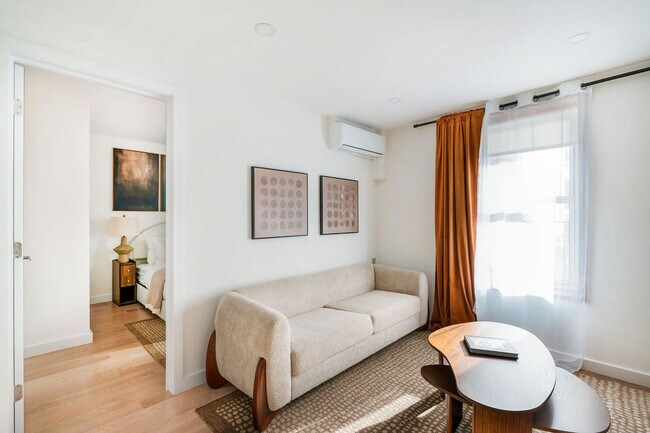 Foto del edificio - 335 E 22nd St