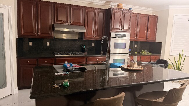 Foto del edificio - 5535 Pine Leaf Ave