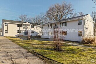 Building Photo - 1131 Lyon St NE