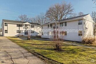 Building Photo - 1131 Lyon St NE