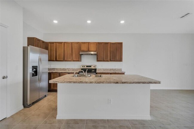 Foto del edificio - 1117 Blue Jay Dr