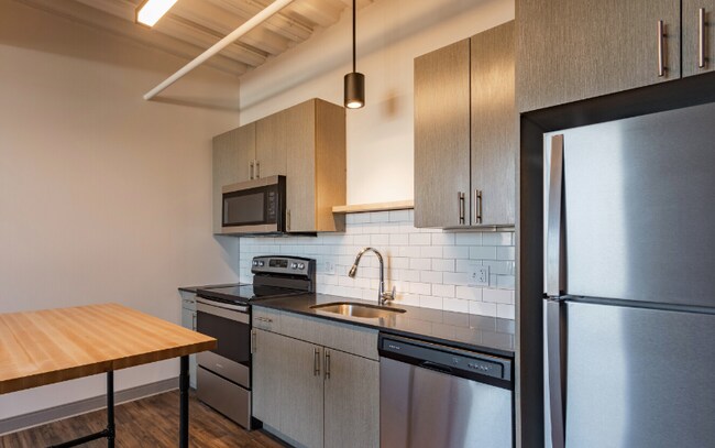 Foto del edificio - 949 W Belle Plaine Ave