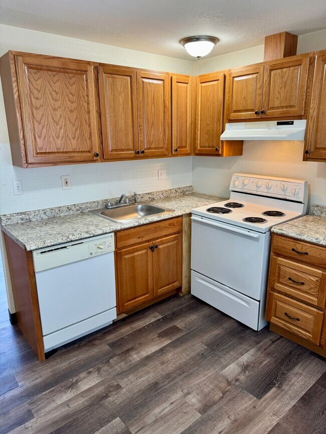 Foto del edificio - 108-112 E. Beech St. Yakima, WA 98901