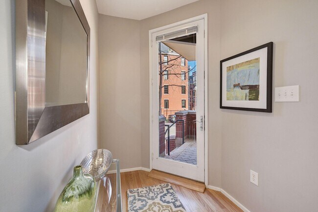 Foto del edificio - 1662 N Quinn St