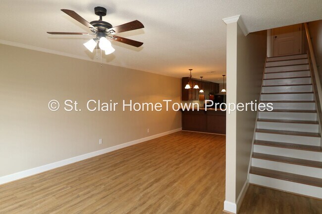 Building Photo - Newly Renovated Triplex