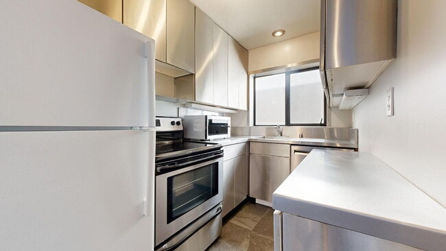 Photo - 1817 California St Apartment