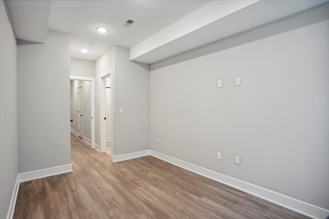 Foto del edificio - 1618 N Sydenham St