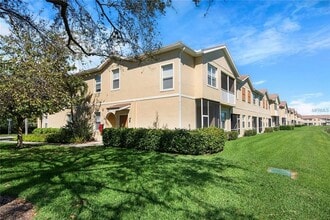 Building Photo - 3742 Parkridge Cir