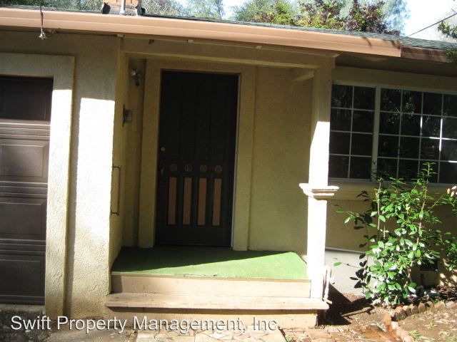 Primary Photo - 1152 Echo Rd
