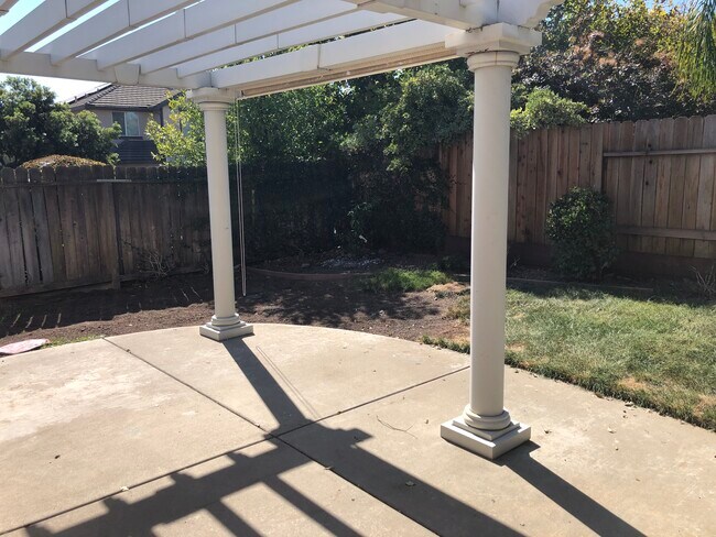 patio trasero - 2954 Cardinal Dr