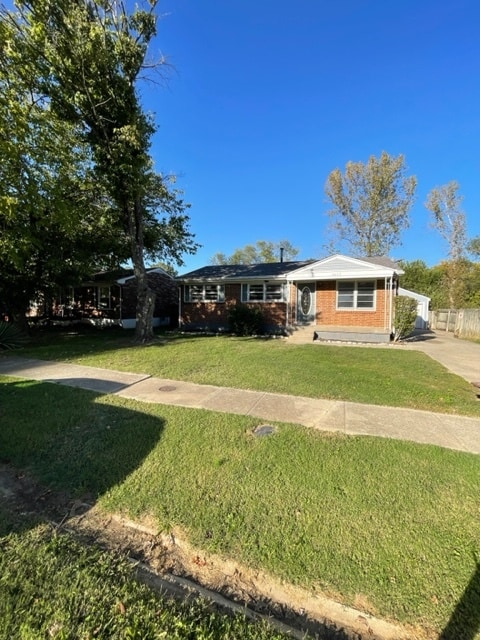 Building Photo - 9117 Lantana Dr