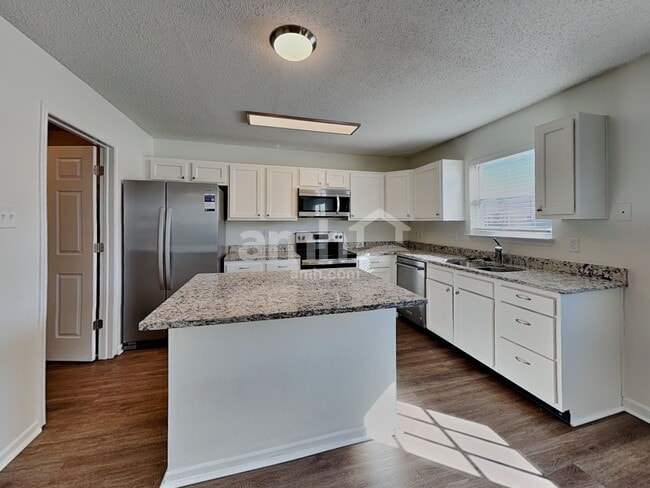 Building Photo - 10275 Holly Berry Cir