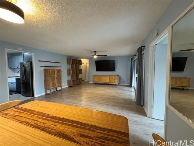 Building Photo - 410 Haleloa Pl
