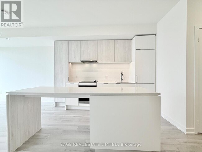 Building Photo - 89 Church St