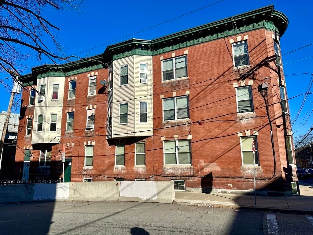 Primary Photo - 57 4th St