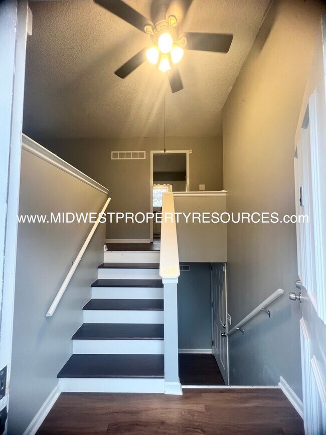 Building Photo - Amazing 3 Bedroom Home!