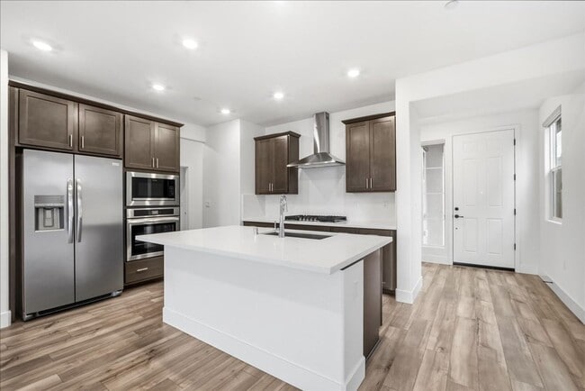 Building Photo - 4328 Greenshank Cir