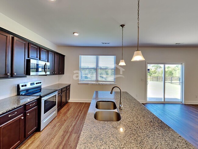 Foto del edificio - 404 Bluewater Dr