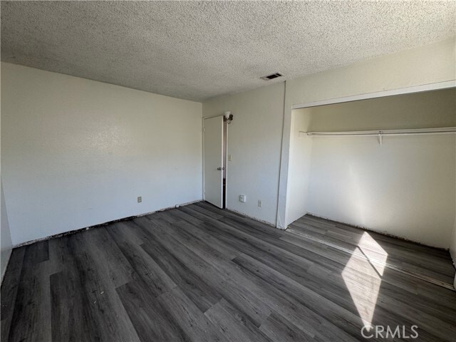 Foto del edificio - 3751 Harvill Ln