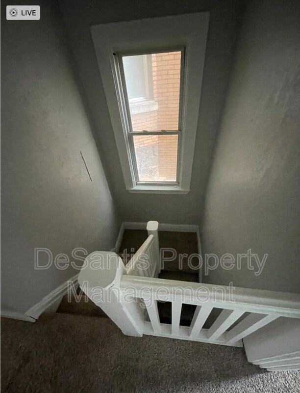 Foto del edificio - 404 Grace St