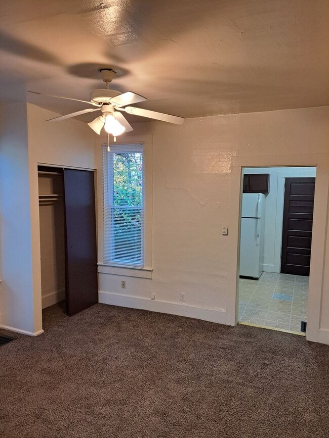 Foto del edificio - 2 BR Townhouse Near University of Saint Francis