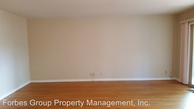 Foto del edificio - 3 br, 2 bath Apartment - 1960 Harris Ave