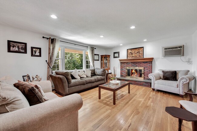 Building Photo - Rent to own home