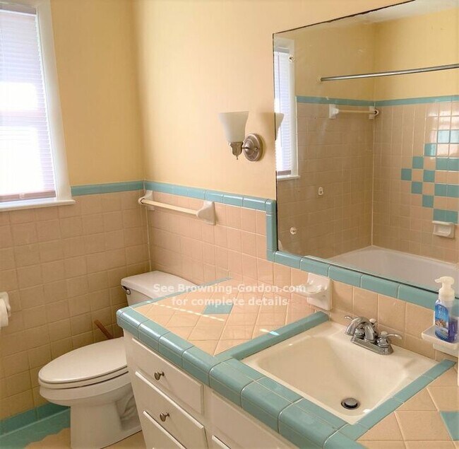 Foto del edificio - 424 American Rd