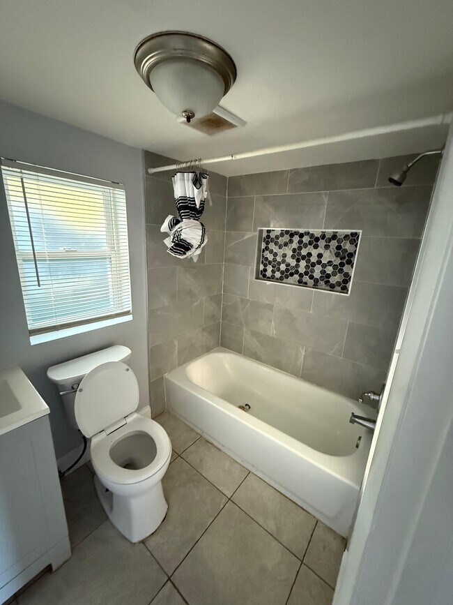 Foto del edificio - 2267 Calvin St