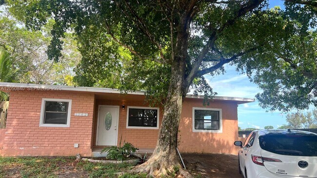 Foto del edificio - 1742 NW 29th Way