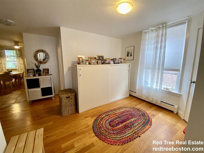 Building Photo - 17 Perry Street, Brookline, MA 02445 - 2 B...