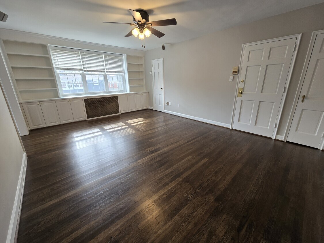 6 Ashby St Unit C, Alexandria, VA 22305 Condo for Rent in Alexandria, VA