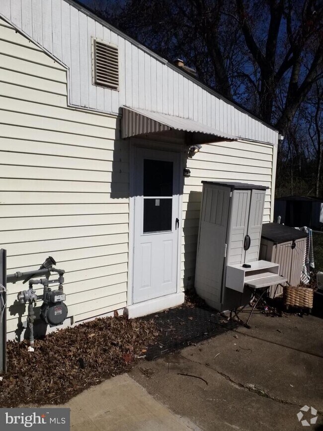 Rose Hill Apartments under 1,300 Alexandria, VA 1 Rentals