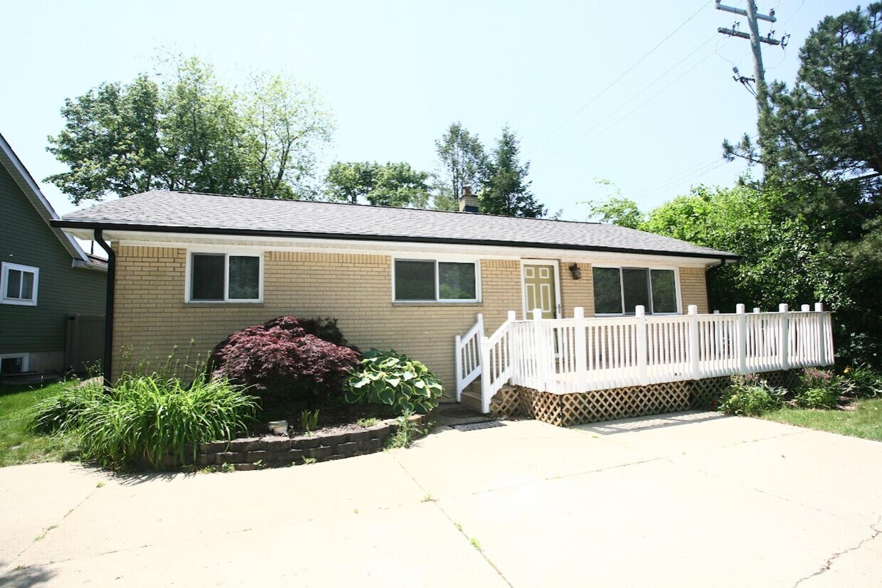 Foto principal - 5800 Paramus