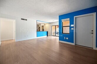 Building Photo - 201 W Park Dr