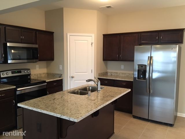 Foto del edificio - 3 br, 2.5 bath House - 1306 SW 22nd St