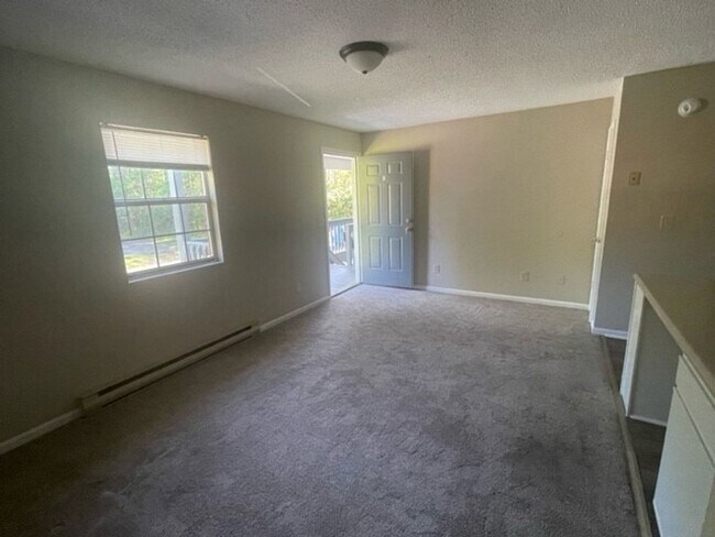 Building Photo - Check out this great unit in a great building!! Many to chose from!!