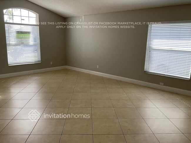 Foto del edificio - 11875 Hatcher Cir