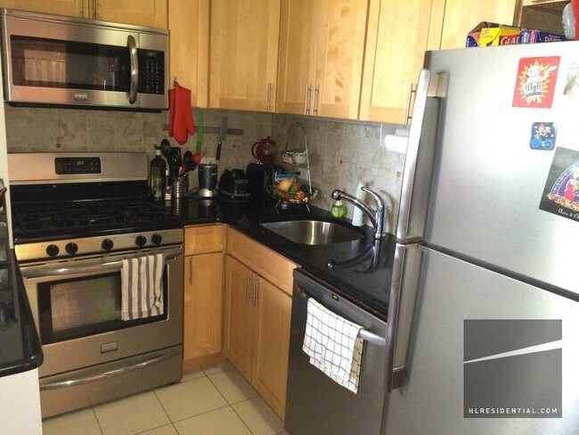 Foto del edificio - 2642 28th St
