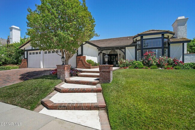 Building Photo - 1142 Earlham Ct