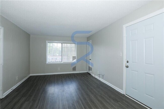 Foto del edificio - 2045 Alison Ct SW
