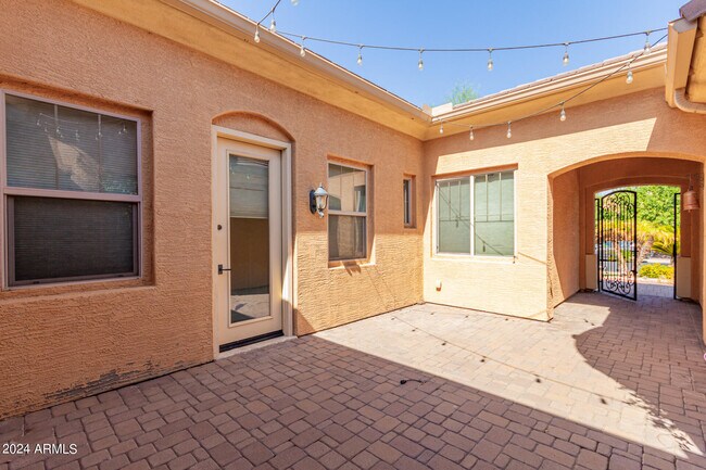 Building Photo - 2668 S Stuart Ave