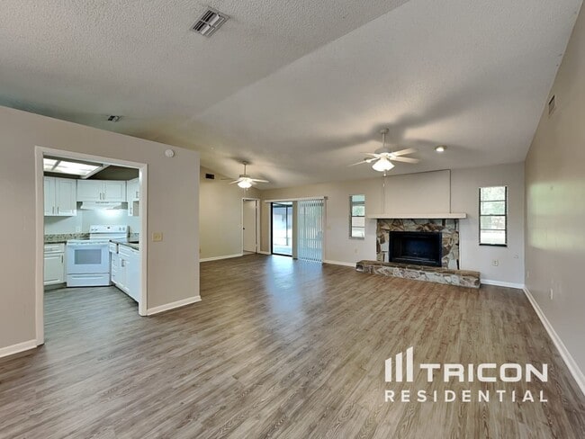 Building Photo - 21715 Ocean Pines Drive Land O' Lakes FL
