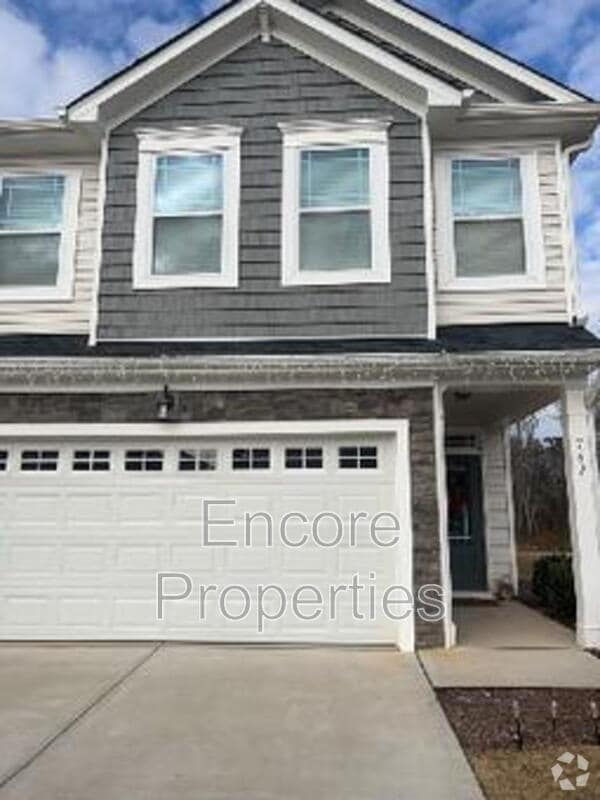 Building Photo - 747 Amarra Dr