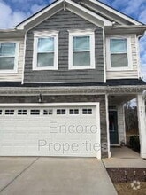 Building Photo - 747 Amarra Dr