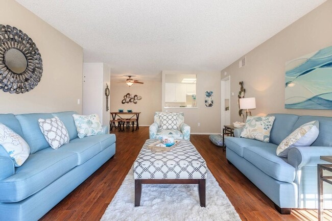 Building Photo - Sage Courtyard