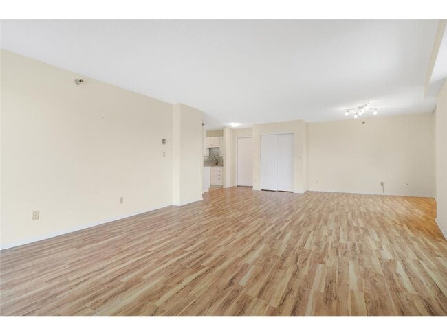 Foto del edificio - 66 9th St E