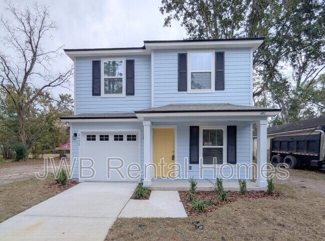 Foto del edificio - 6052 Redpoll Ave