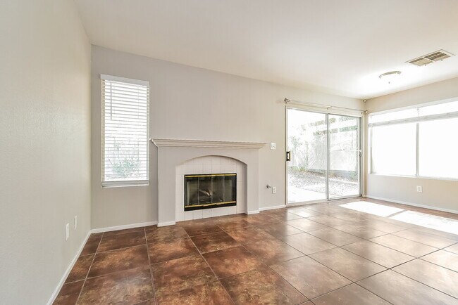 Building Photo - 1621 Running Creek Dr