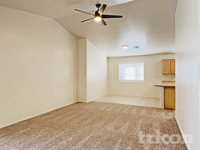 Foto del edificio - 23141 W Ashleigh Marie Dr